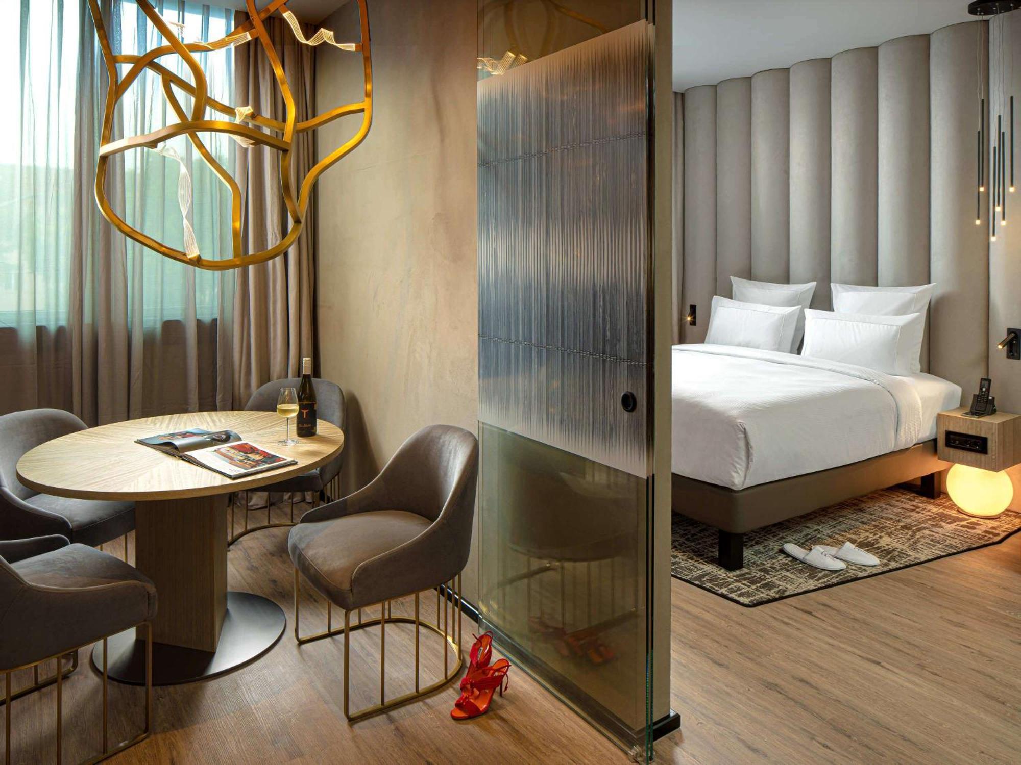 The Emporium Hotel Plovdiv - Mgallery Collection ภายนอก รูปภาพ